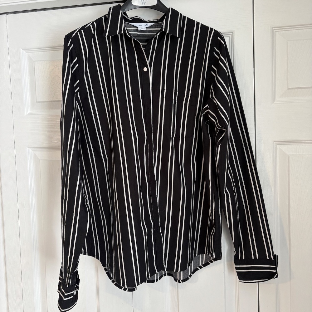 TALL Old Navy Button Up Shirt NWOT - Picture 3 of 10